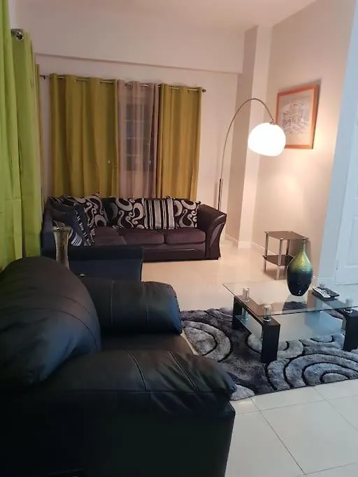 Escape At The Oasis- New Kingston Area -24Hrs Security, Elevator, Water Heater, Wifi